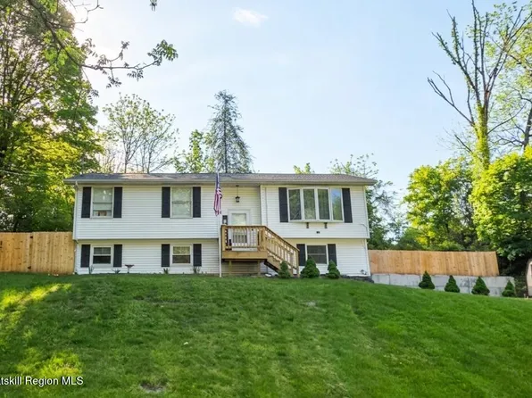 324 1st Avenue, Kingston, NY 12401