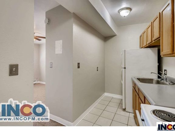 3rd image of 5540 S Sherman St APT 14