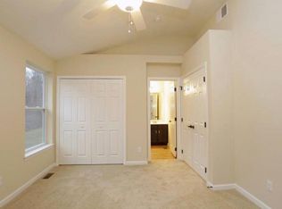 121 Clinton Lake Rd, Clinton, PA 15026