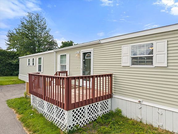 3rd image of 11 E Street