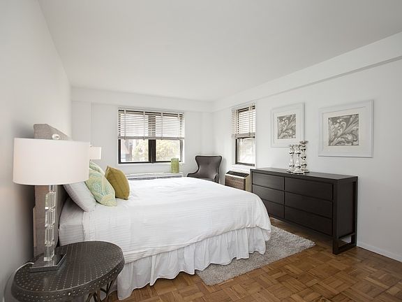 5th image of 320 E 54th St APT 8B