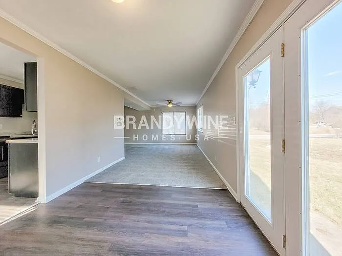 605 Woods Crossing Ln — Photo 5