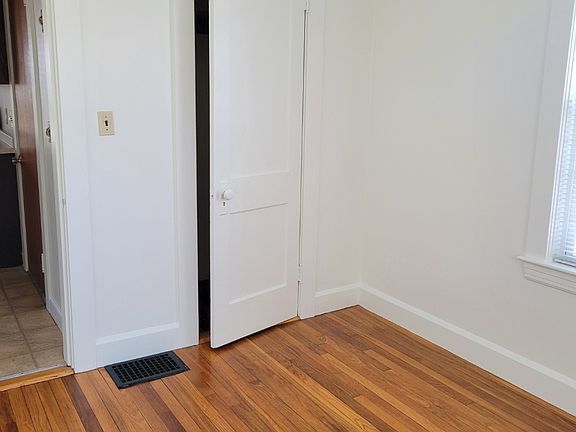 4th image of 24 C St #24