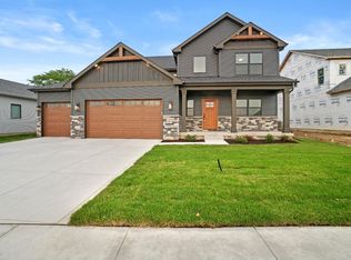 8296 W 88th Ave, Saint John, IN 46373