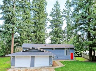 8523 Vistarama Ave, Everett, WA 98208