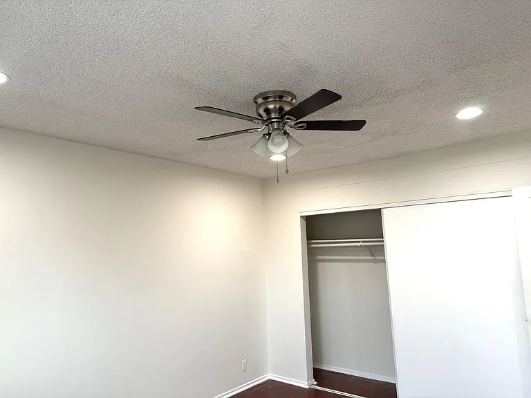 11258 Tiara St #7 — Photo 32
