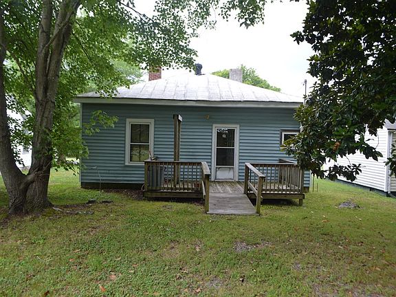 3rd image of 1217 Watkins Ave