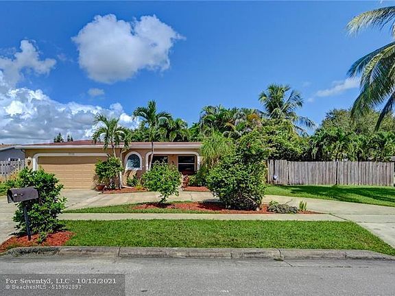 4th image of 7715 NW 1st St