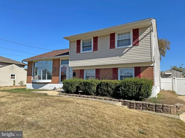 107 Tilford Rd, Somerdale, NJ 08083