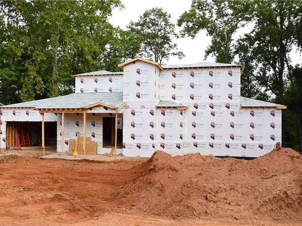 707 Craig Dr, Lawrenceville, GA 30046