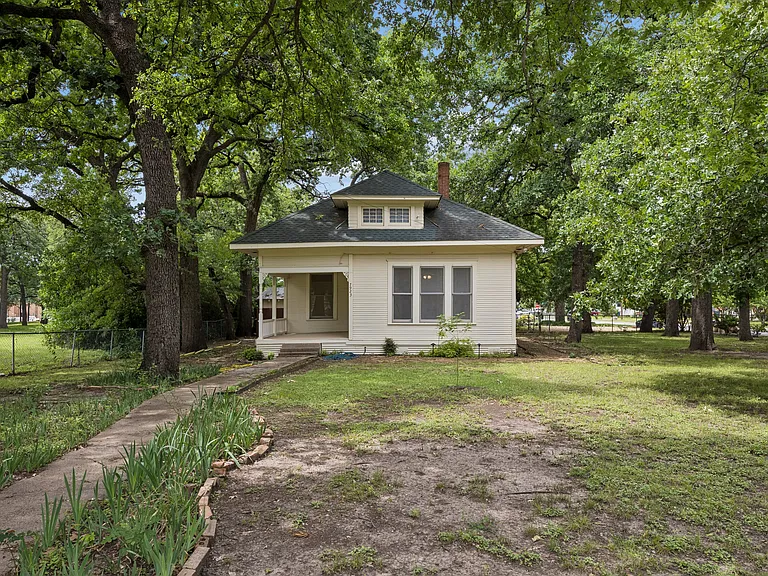 7923 Mohawk Dr — Photo 48
