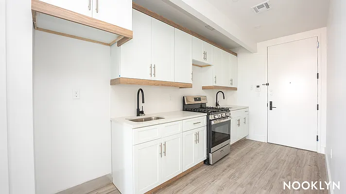 Rented by Nooklyn NYC LLC | media 26