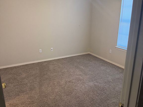 4th image of 2116 S 9th St #2116