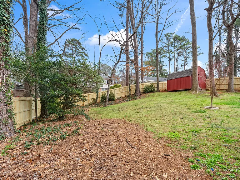 2465 Spring Dr SE — Photo 42