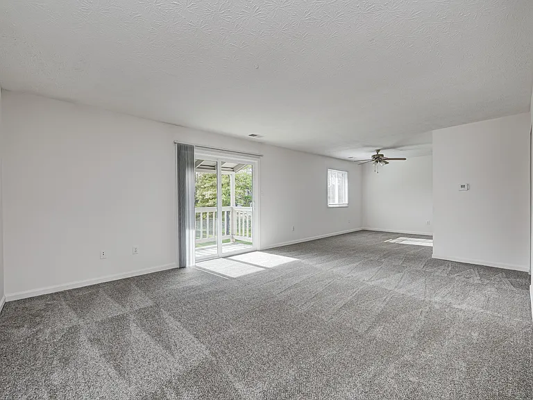 Greenfield Knoll Apartments — Photo 16