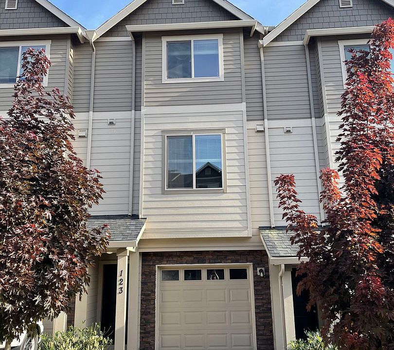 1st image of 17167-17193 SW Terrapin Dr #123
