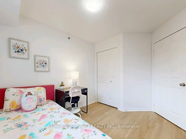 5225 Finch Ave E #423 — Photo 18