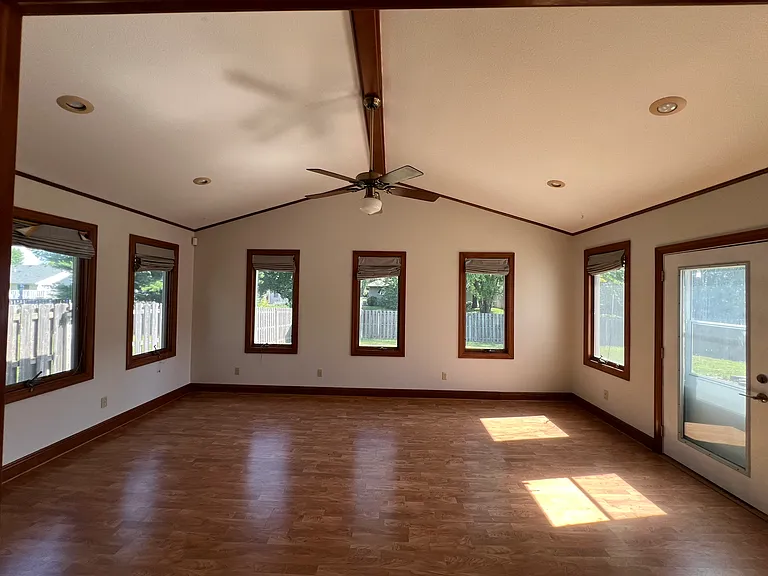 1004 Monarch Dr — Photo 13