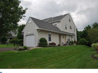 30 Country Rd, Perkasie, PA 18944