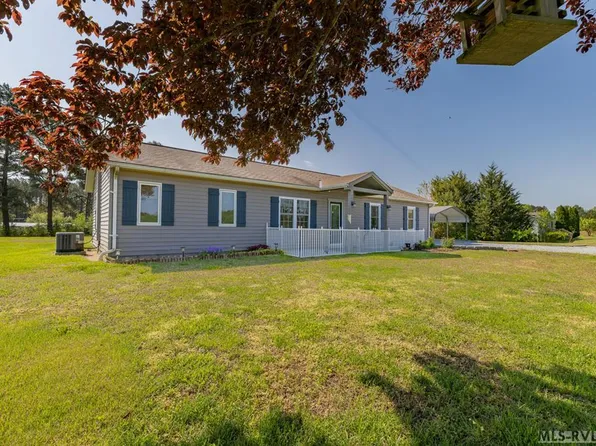 764 Thompson St, La Crosse, VA 23950
