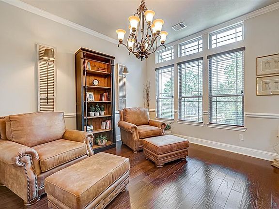 5th image of 34110 Mill Creek Way