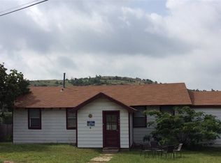 90 Spring St, Medicine Park, OK 73557