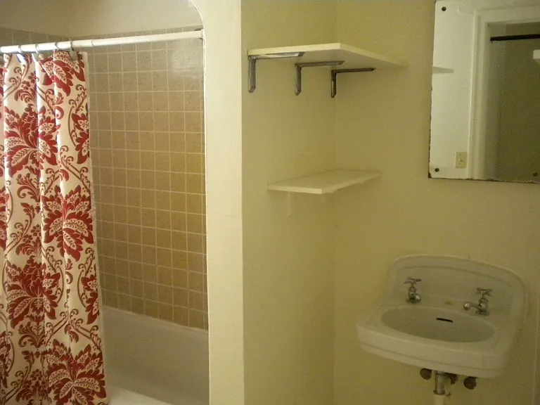 482 E 16th Ave #1-5 — Photo 7