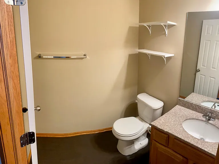 8605 Dunrovin Rd — Photo 11