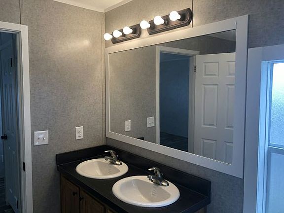 4th image of 1219 51st Ave E #50