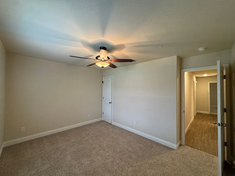 493 S Crescent Ln — Photo 15