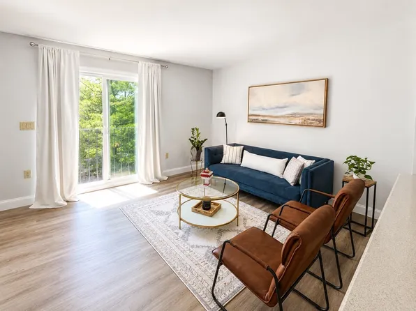 25 Gediminas St #25, Worcester, MA 01610