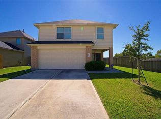 863 Sun Prairie Dr, Houston, TX 77090