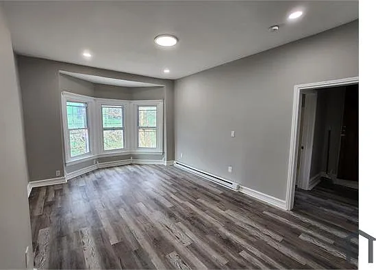 818 W Walnut St #5 — Photo 8