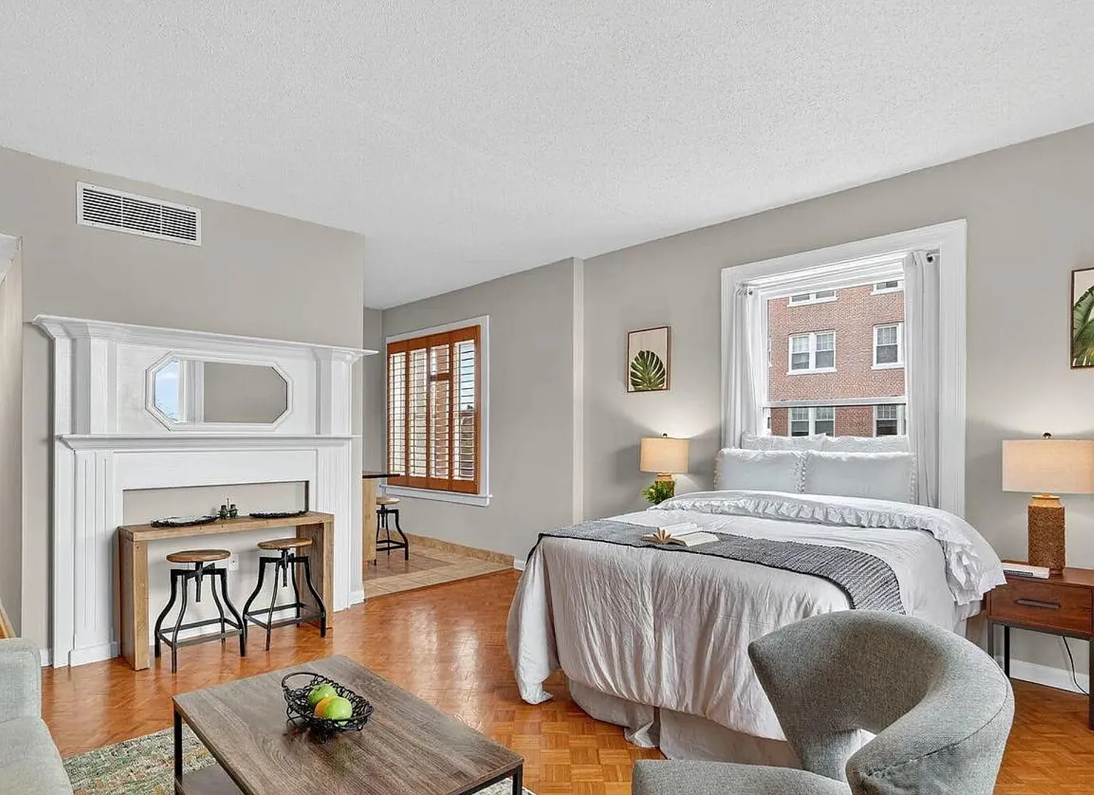 Studio, 513 sqft, $2,150 — Photo 1