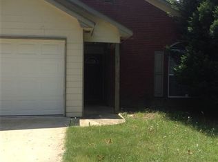 7 Barefoot Dr, Phenix City, AL 36869