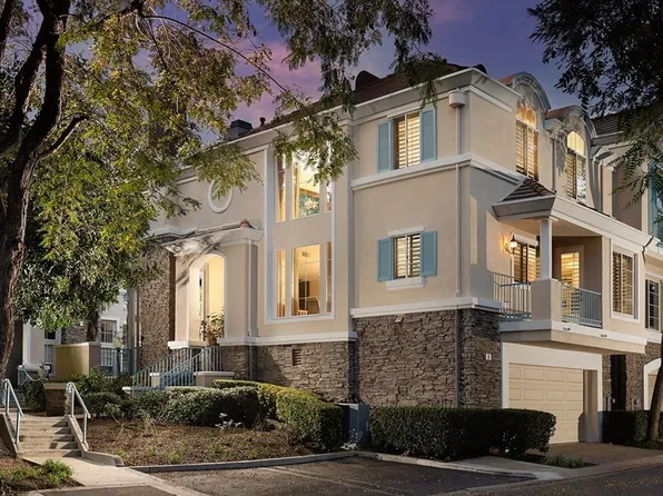 59 Chandon, Newport Beach, CA 92657