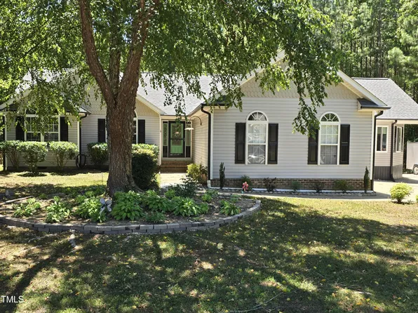 85 Medford Dr, Youngsville, NC 27596