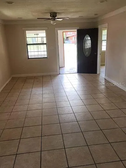 414 Sunset Dr — Photo 4