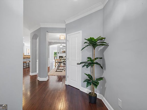 4th image of 680 Cobblestone Creek Ln #3