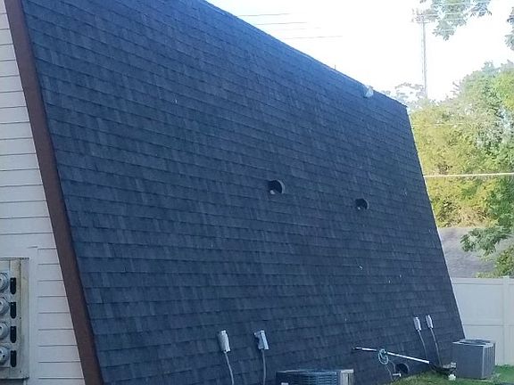 3rd image of 301 3rd St #11350867