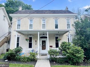 204 3rd St, East Greenville, PA 18041