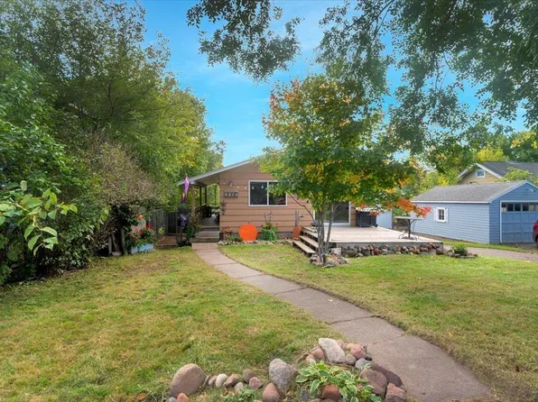 4324 W 7th St, Duluth, MN 55807