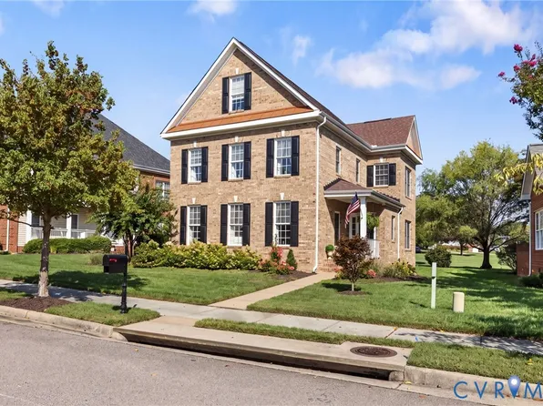 4324 Village Creek Dr, Chester, VA 23831