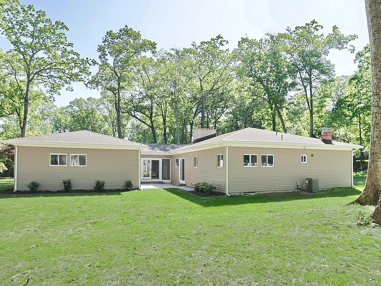 16 Cypress Peak Ln — Photo 32