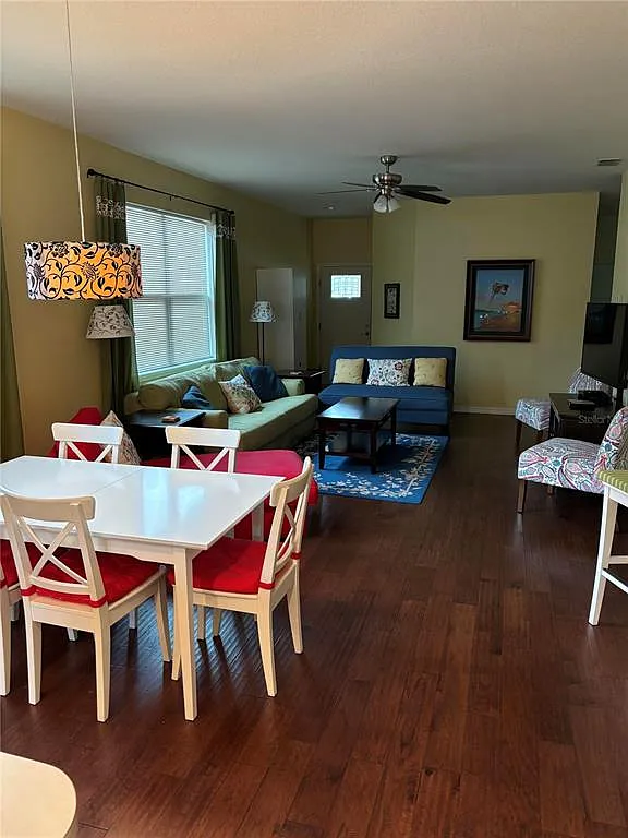 3 bed, 2.0 bath, 1410 sqft, $2,100 — Photo 4