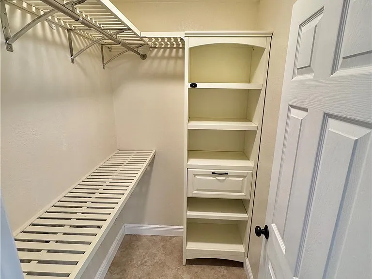 3829 SW 17th Pl — Photo 19