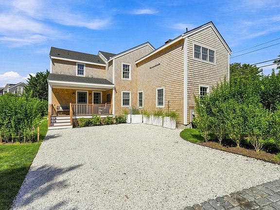 4th image of 65A Surfside Rd