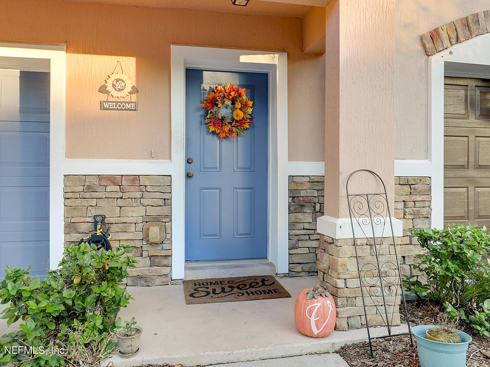 1st image of 425 SUNSTONE Court