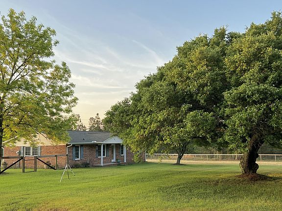 2nd image of 245 Chime Bell Church Rd