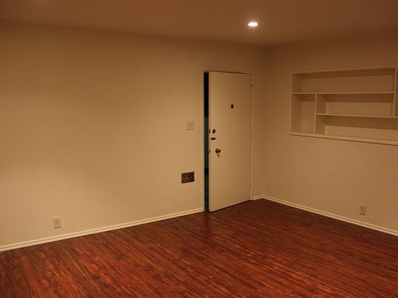 5th image of 1625 Fremont Ave APT 1